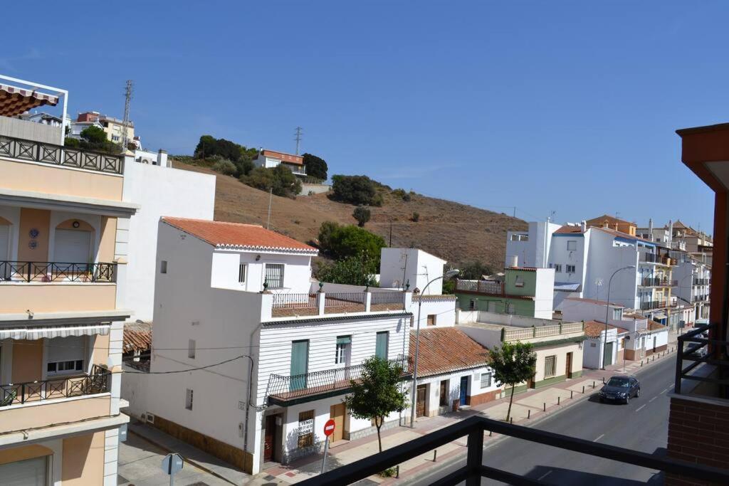 Precioso Apartamento En Primera Linea De Playa En Caleta De Velez Exteriör bild